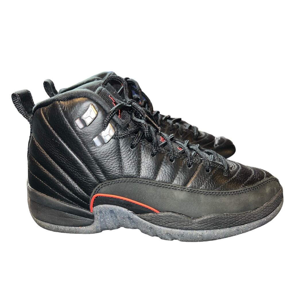 Jordan 12 Retro Utility black / Bright Crimson sz 5 youth - Picture 3 of 6